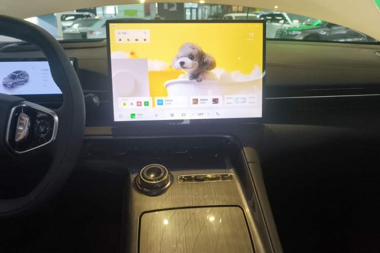 Used  E5 2024 530 km Exploration+ Version