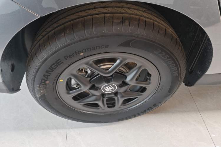 Used BYD Qin PLUS 2025 DM-i Smart Drive 55KM Leading Model