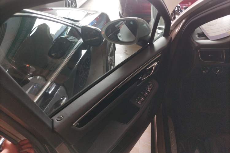 Used Porsche Macan 2017 Macan S 3.0T
