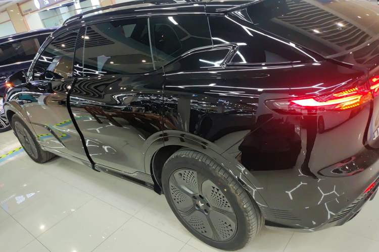 Used VOYAH COURAGE 2024 Long-Range Supercharge Edition