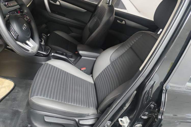 Used Kia Sportage R 2018 2.0L Manual Fashion Edition China V Standard