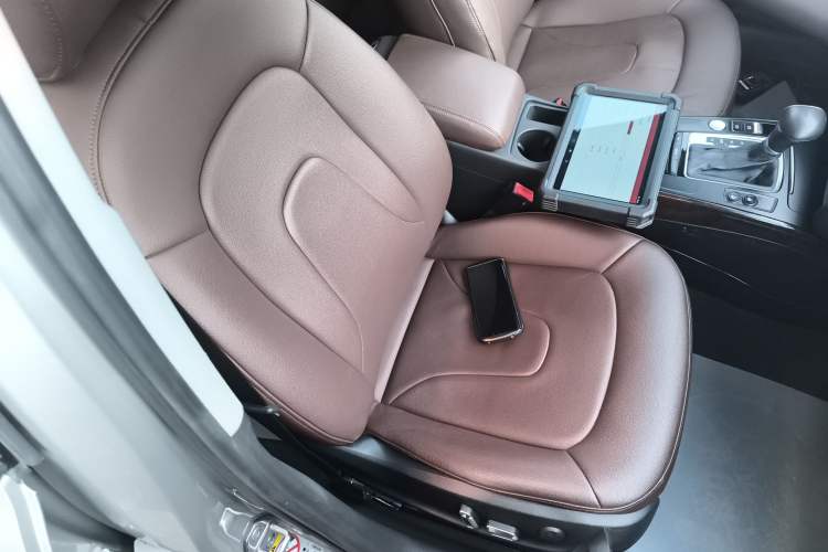 Used Audi A4L 2016 35 TFSI Collector's Edition Automatic Standard Model
