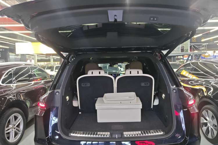 Used Li Auto L9 2022 Max model
