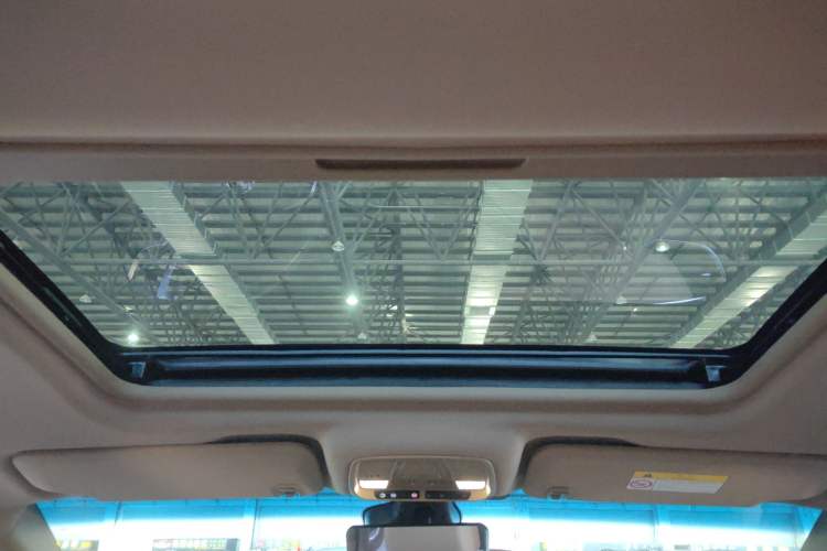 Used Buick GL8 2021 ES Land Cruiser 653T Luxury Edition