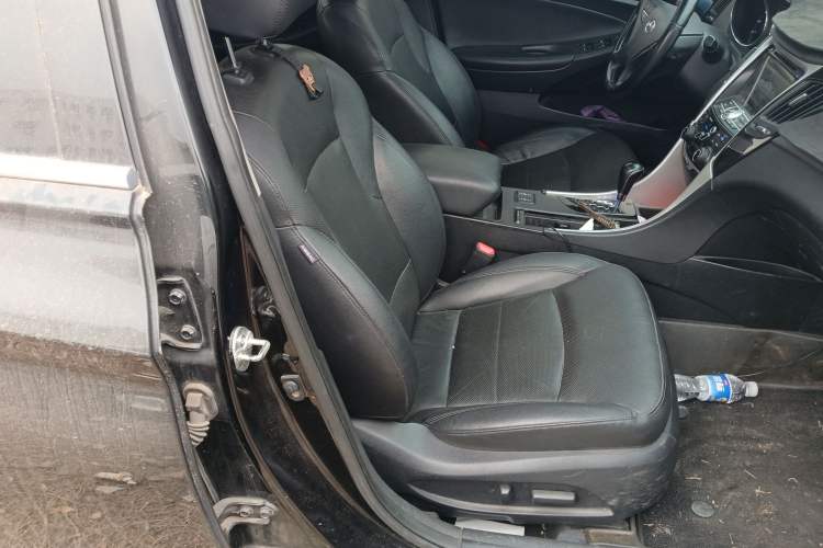 Used Hyundai Sonata 2014 2.0L Automatic Luxury Edition
