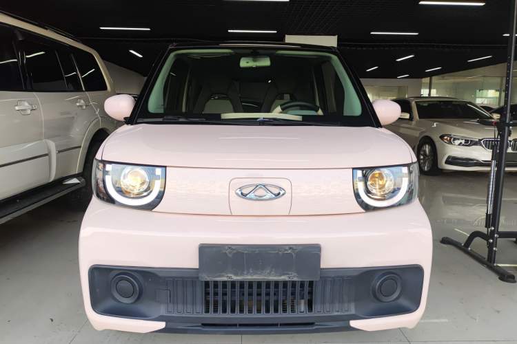 Used Chery QQ Ice Cream 2022 170km Sundae Phosphate Lithium-Ion
