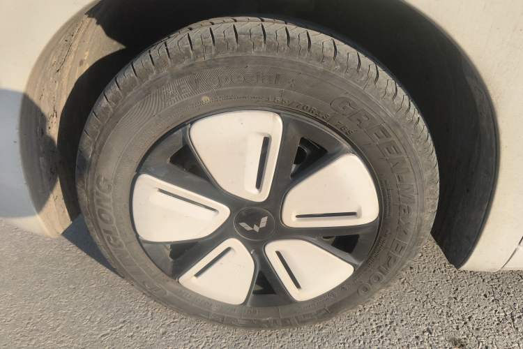 Used Wuling Hongguang MINIEV 2025 Four-Door Version Premium Edition
