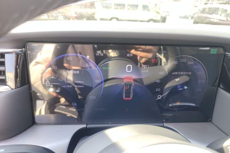 Used Hongqi HS7 PHEV 2024 2.0T PHEV Four-Wheel Drive Flagship Edition 6 Seats
