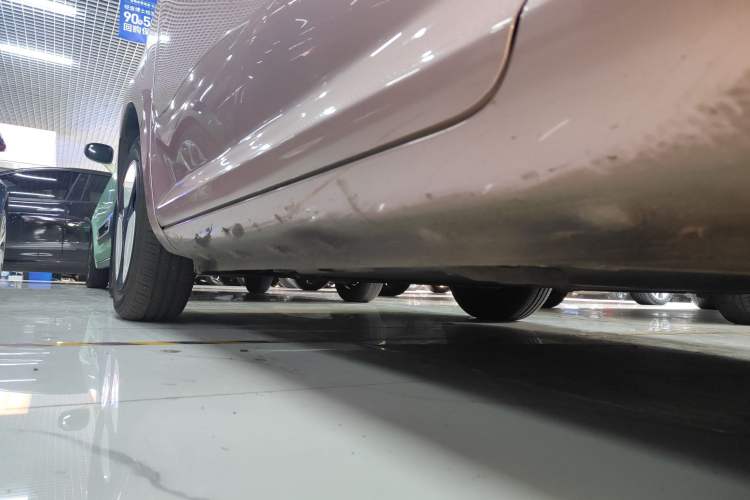 Used  Lumin 2023 301km Honey Dew Edition
