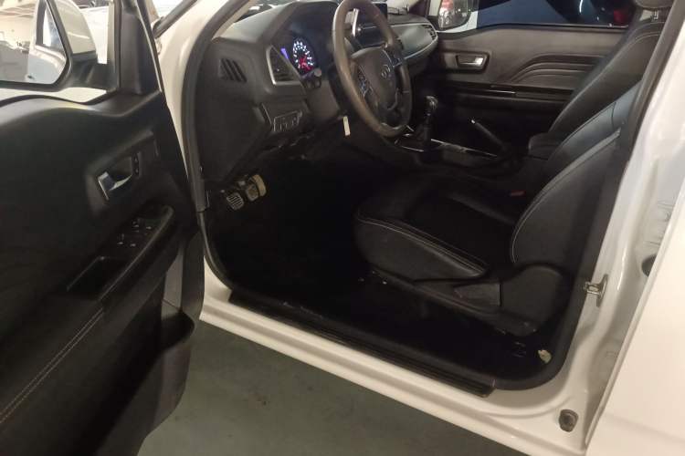 Used Great Wall Wingle 7 2021 2.0T Diesel Two-Wheel Drive Value Edition Big Double GW4D20M