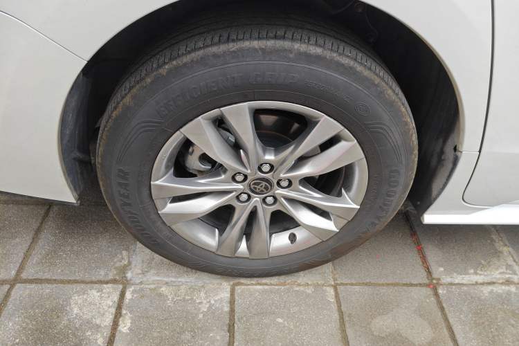 Used Toyota Sienna 2024 2.5L Hybrid Comfort Edition