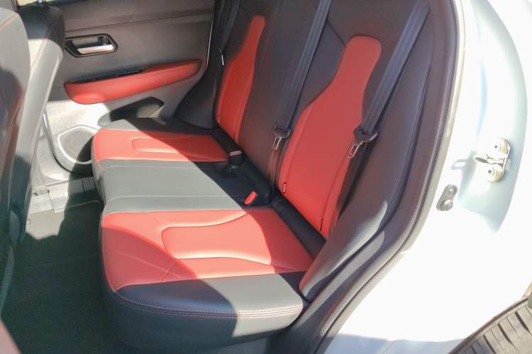 Used Haval H2s 2018 Red-Label 1.5T Dual-Clutch Fashion Edition