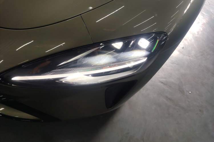 Used  SU7 2024 Rear-Drive Long-Range Intelligent Driving Version
