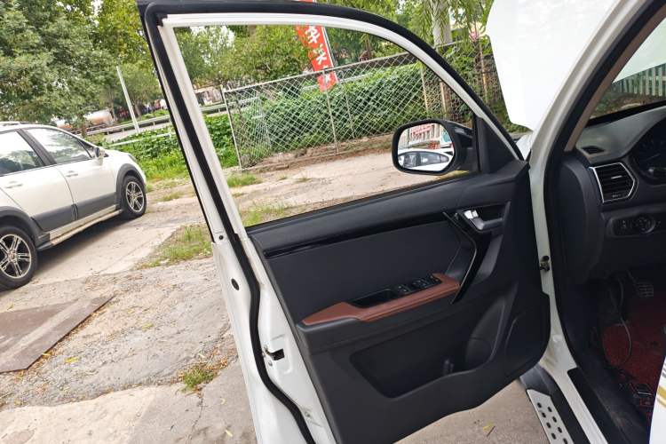 Used Chery Tiggo 3 2018 1.6L Manual Million Global Edition
