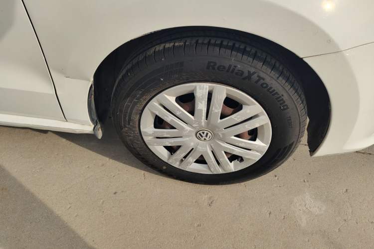 Used Volkswagen Polo 2014 1.4L Manual Fashion Edition
