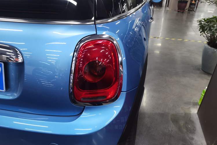 Used  MINI 2016 1.2T ONE Pioneer Edition
