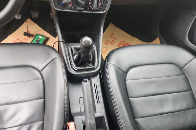 Used Volkswagen Santana 2016 1.4L Manual Fashion Edition
