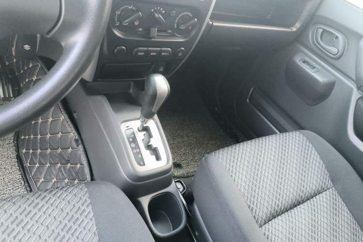 Used Suzuki Jimny 2015 1.3 AT JLX