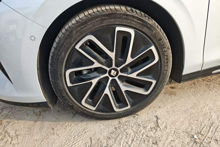 Used Baojun Enjoy 2025 All-Electric 600km Luxury Edition