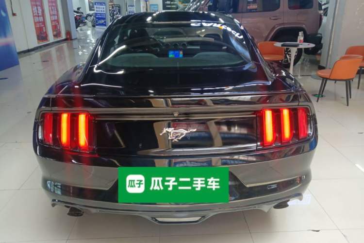 Used Ford Mustang 2015 2.3T Automatic U.S.-Spec Version
