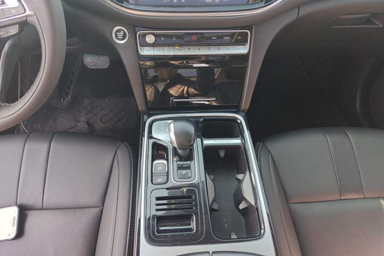 Used GAC Trumpchi GS8 2020 390T Two-Wheel Drive Luxury Smart Connectivity Commemorative Edition (7 Seats)