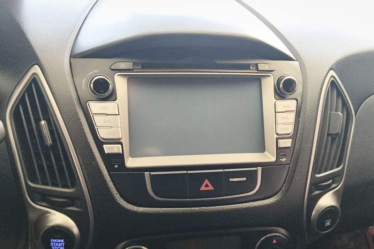 Used Hyundai ix35 2013 2.0L Automatic Two-Wheel Drive Smart GLS China IV Standard