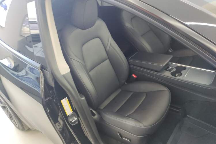 Used Tesla Model Y 2023 Rear-Wheel-Drive Version