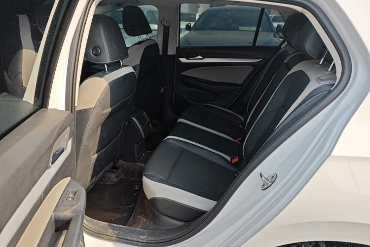 Used Volkswagen Golf 2023 Facelift 280TSI DSG Pro