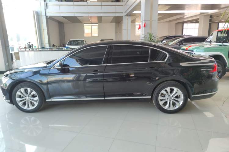 Used Volkswagen Magotan 2018 330TSI DSG Luxury Model