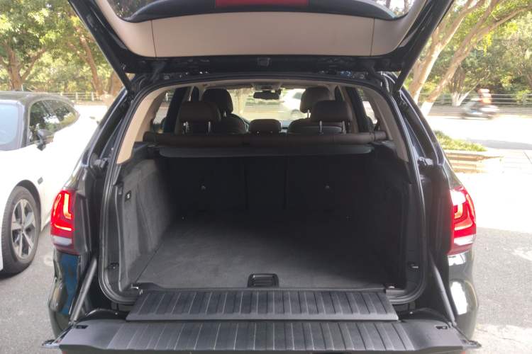 Used BMW X5 2014 xDrive35i Elegant Edition
