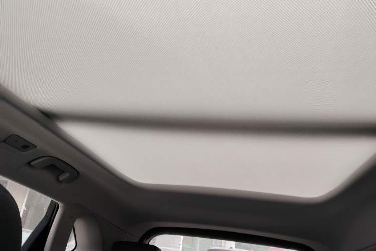 Used Hongqi HS5 2023 2.0T Qixiang Pro Edition
