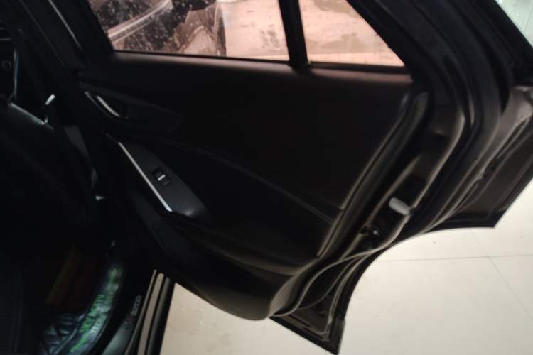 Used Mazda CX-4 2018 2.0L Automatic Two-Wheel Drive Blue Sky Luxury Edition