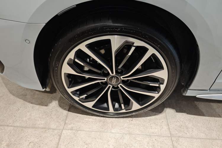 Used Audi A3 2025 A3L Limousine 35TFSI Prestige Edition + Luxury Selection Package