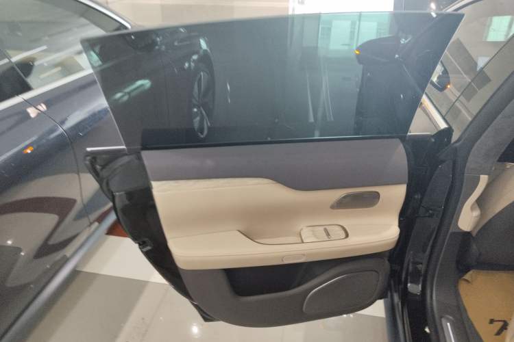 Used Nio ET7 2024 75 kWh Executive Signature Edition
