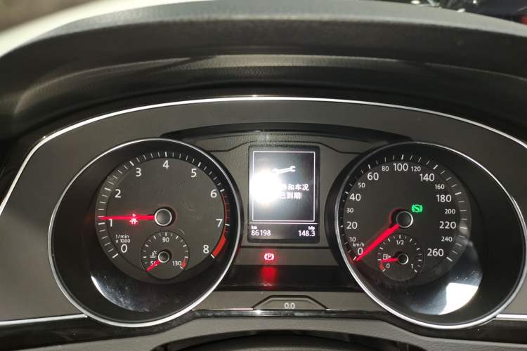 Used Volkswagen Magotan 2018 Facelift 330TSI DSG Luxury Model
