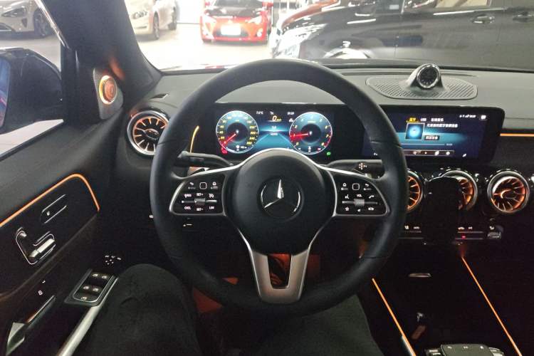 Used Mercedes-Benz GLB 2022 GLB 220 Fashion Model