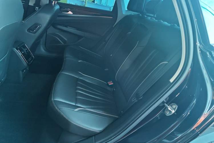 Used Volkswagen Passat 2024 330TSI Starry Elite Edition
