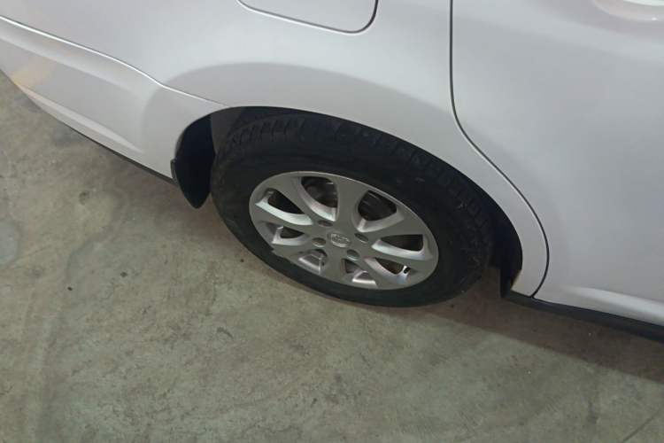 Used Venucia D50 2015 1.6L Automatic Fashion Edition
