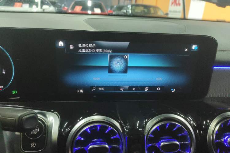 Used Mercedes-Benz GLB 2022 Second Facelift GLB 200 Dynamic Edition
