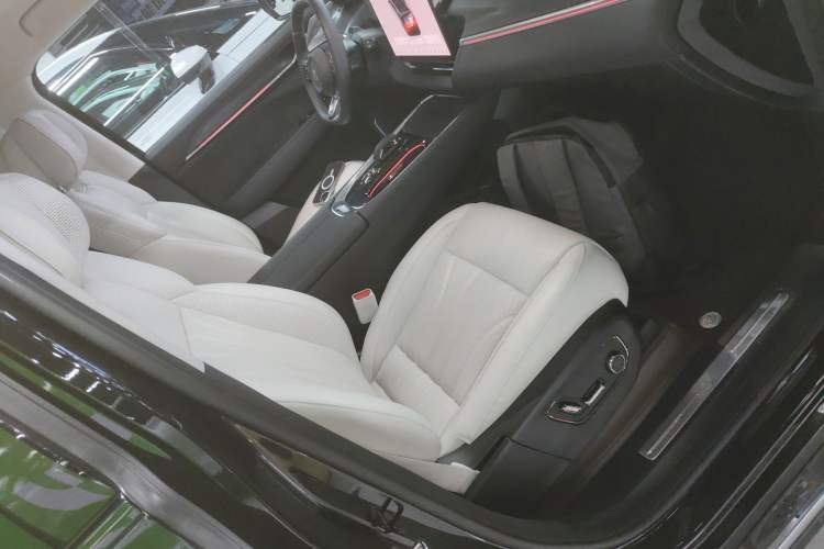 Used Zeekr 009 2024 GAC Trumpchi
