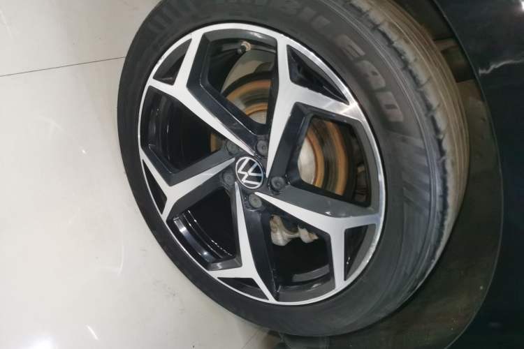 Used Volkswagen Magotan 2023 2 Million Units Limited Edition 330TSI DSG Leading Version