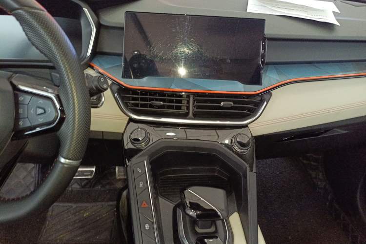 Used Lynk & Co 06 2020 1.5T YAO Halo
