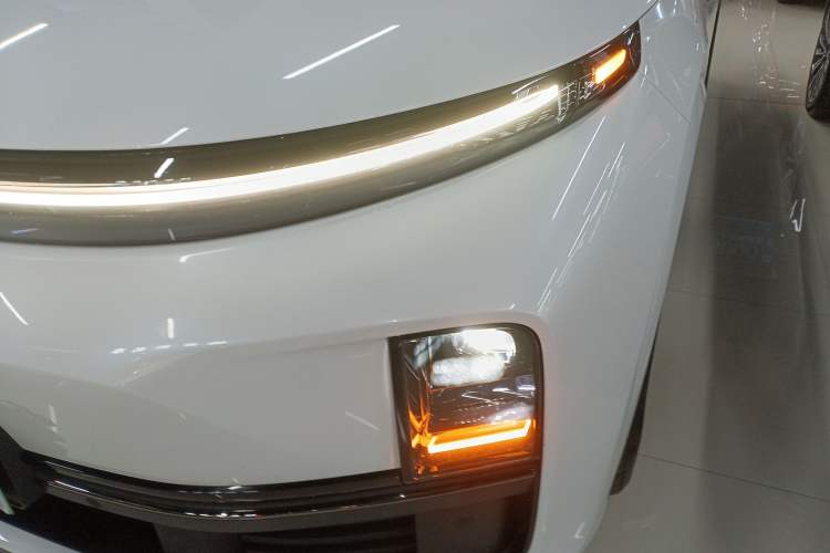 Used Li Auto L7 2023 Pro Model
