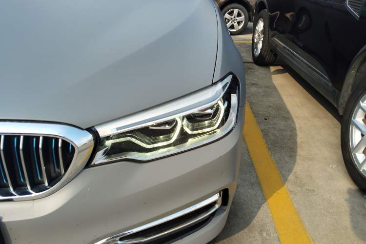 Used BMW 5 Series New Energy 2019 Updated 530Le Pioneer Edition
