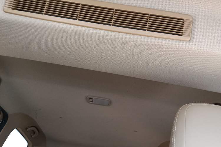 Used Wuling Hongguang 2018 1.5L S Comfort Model L2B
