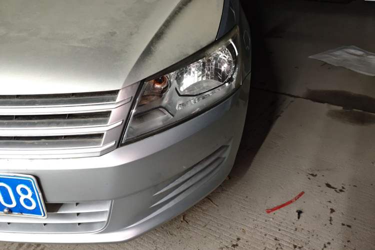 Used Volkswagen Santana 2013 1.6L Manual Fashion Edition
