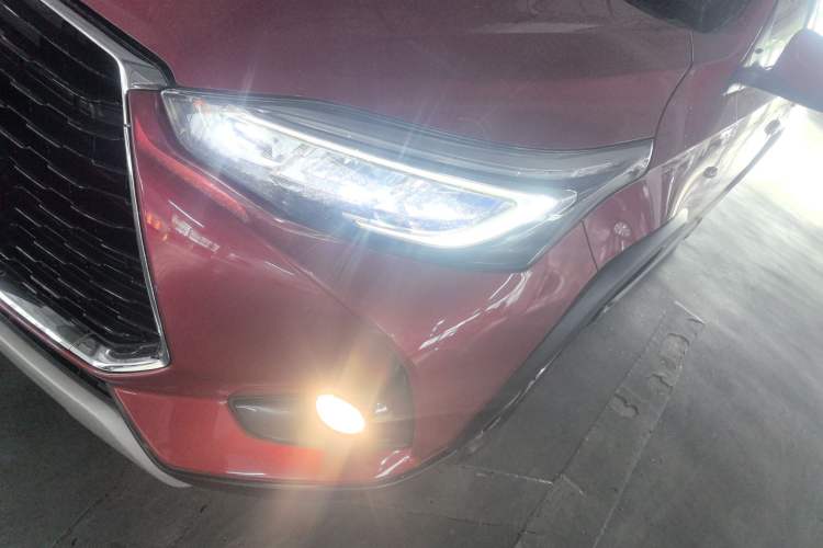 Used Toyota YARiS L 2021 X-Trail 1.5L CVT Luxury Edition