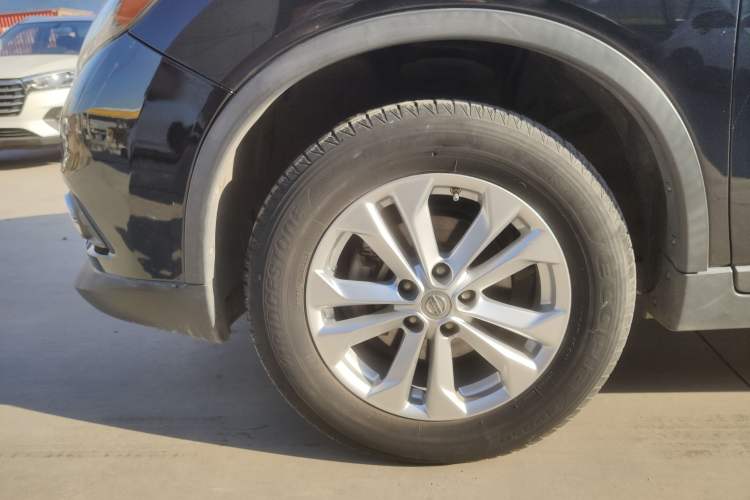 Used Nissan X-Trail 2014 2.5L CVT Luxury Edition 4WD
