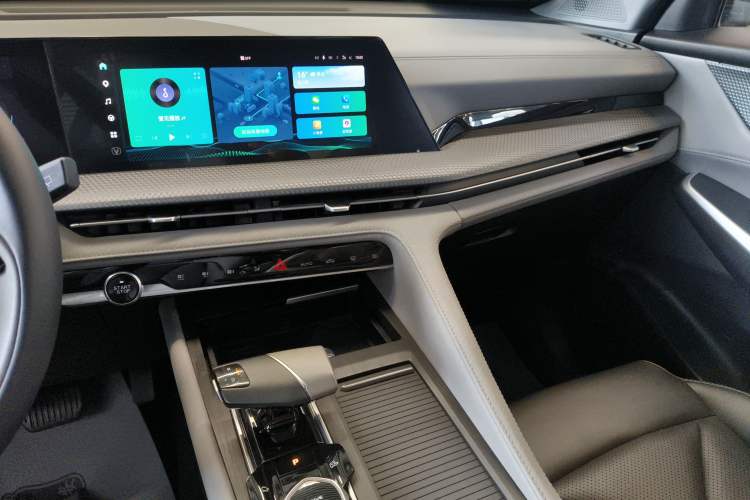 Used Changan CS75 PLUS 2022 2nd Generation 1.5T Automatic Prestige Version
