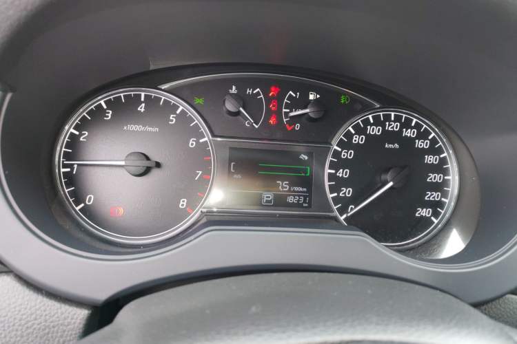 Used Nissan Tiida 2020 1.6L CVT Cool Edition